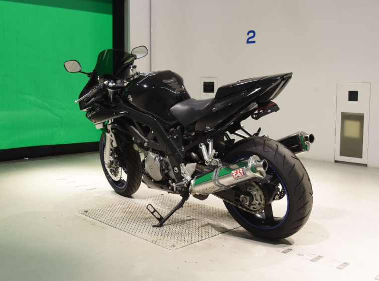 Мотоцикл Suzuki SV1000S з пробігом 35329 km