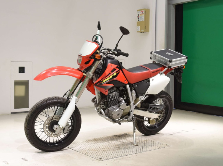 Мотоцикл Honda XR250 з пробігом 8586 km