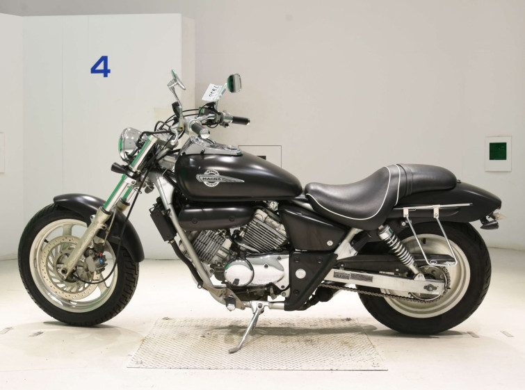 Мотоцикл Honda MAGNA250 з пробігом 20977 km