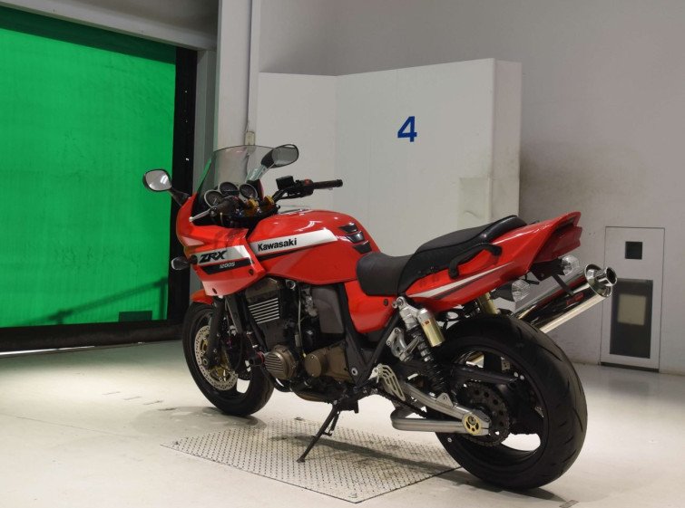 Мотоцикл Kawasaki ZRX1200S з пробігом 31694 km