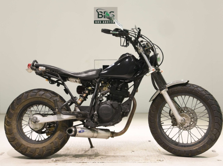 Мотоцикл Yamaha TW200E з пробігом 11836 km