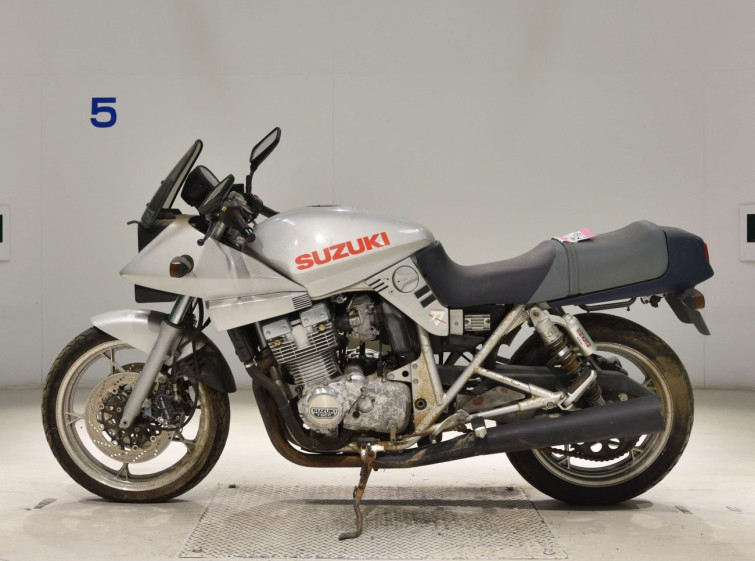Мотоцикл Suzuki GSX400S KATANA з пробігом 8422 km