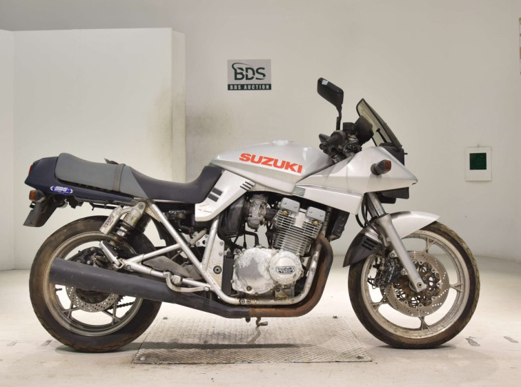Мотоцикл Suzuki GSX400S KATANA з пробігом 8422 km