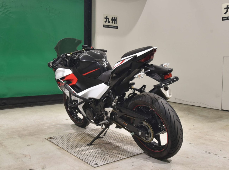 Мотоцикл Kawasaki NINJA250 з пробігом 38436 km
