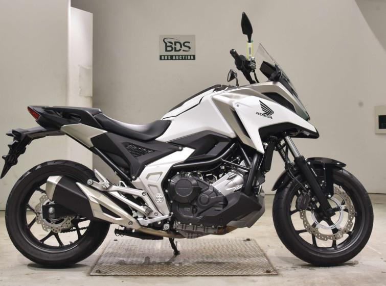 Мотоцикл Honda NC750X з пробігом 11417 km