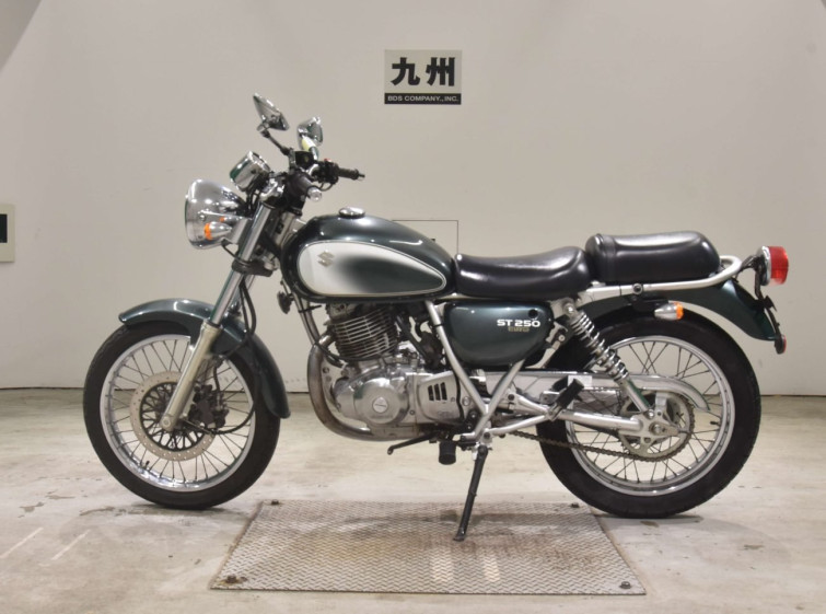 Мотоцикл Suzuki ST250E с пробегом 27881 km