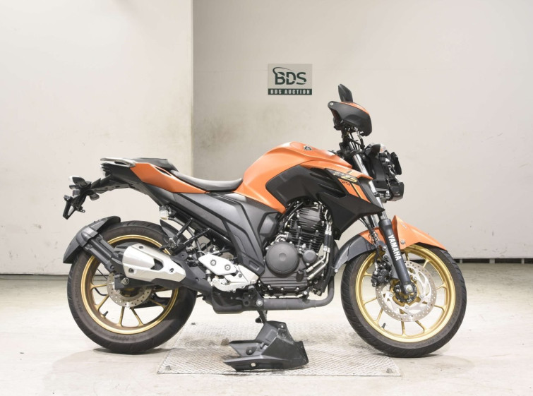 Мотоцикл Yamaha FZS25 с пробегом 7584 km