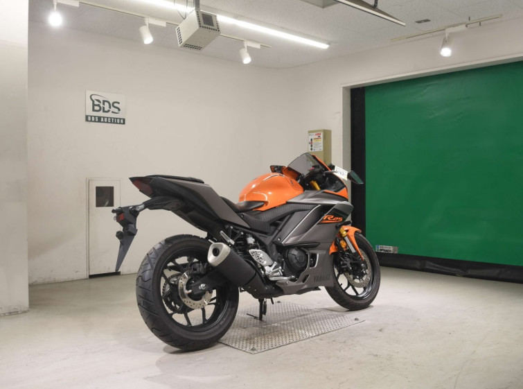 Мотоцикл Yamaha YZF-R25 з пробігом 4116 km