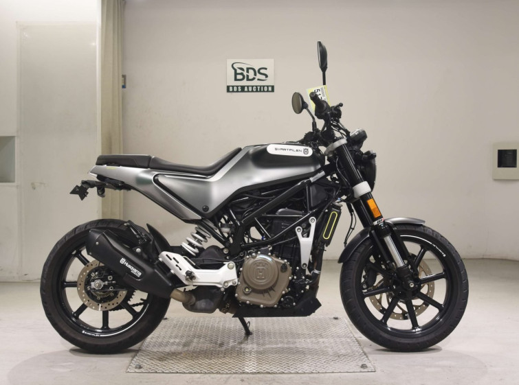 Мотоцикл Husqvarna SVARTPILEN 250 з пробігом 13935 km