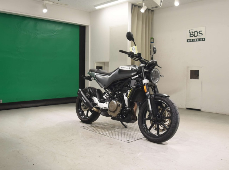 Мотоцикл Husqvarna SVARTPILEN 250 з пробігом 13935 km