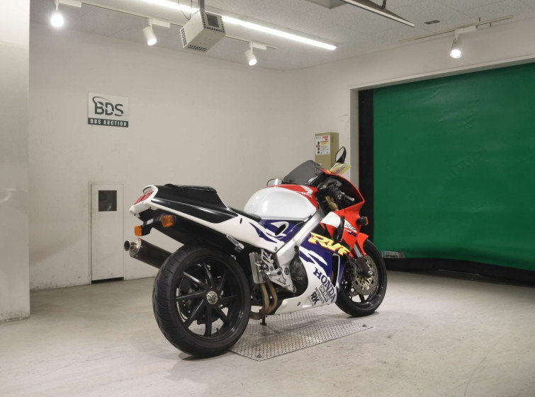 Мотоцикл Honda RVF400 з пробігом 37004 km