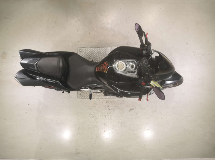 Мотоцикл Suzuki B-KING з пробігом 30051 km