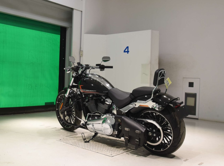 Мотоцикл HD FXBR1920 з пробігом 8193 km