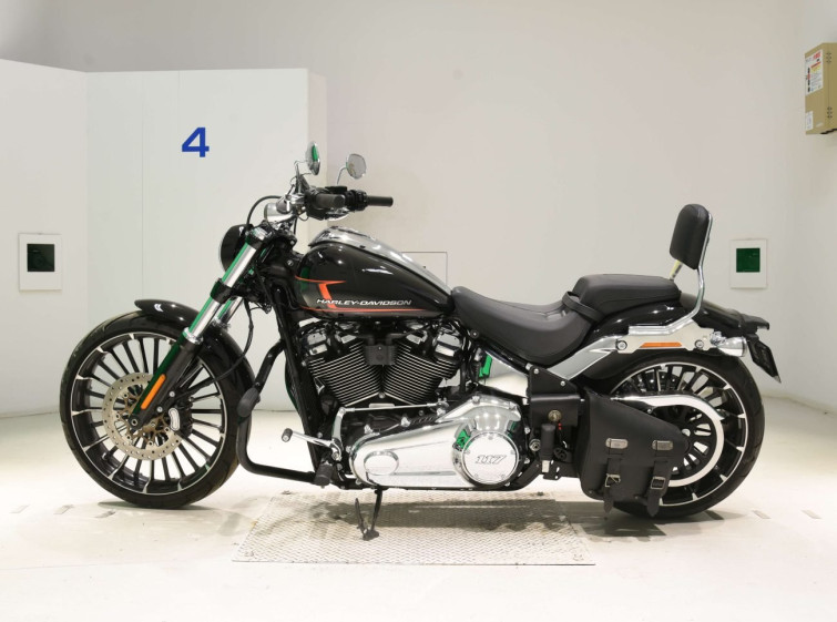 Мотоцикл HD FXBR1920 з пробігом 8193 km