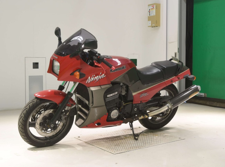 Мотоцикл Kawasaki GPZ900R с пробегом 44905 km