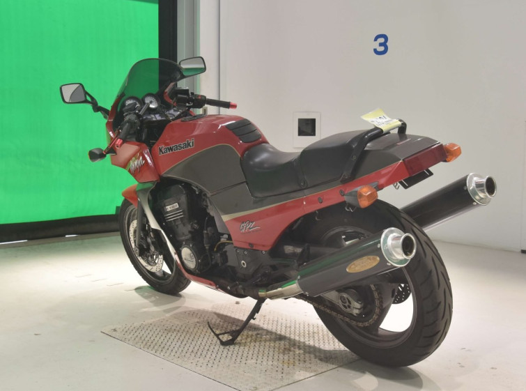 Мотоцикл Kawasaki GPZ900R с пробегом 44905 km