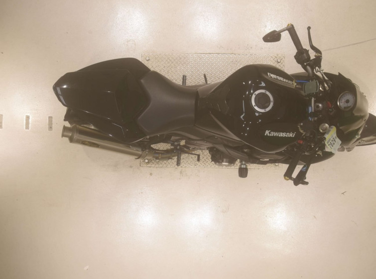 Мотоцикл Kawasaki Z1000 з пробігом 36486 km