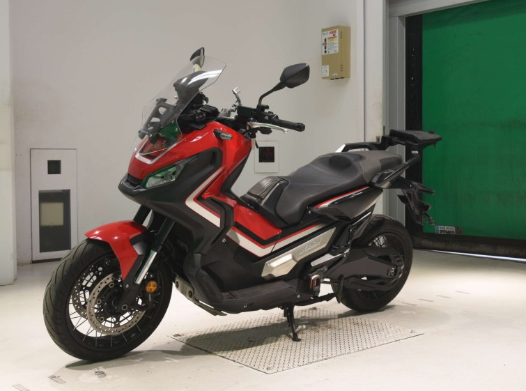 Мотоцикл Honda X-ADV750 з пробігом 28468 km