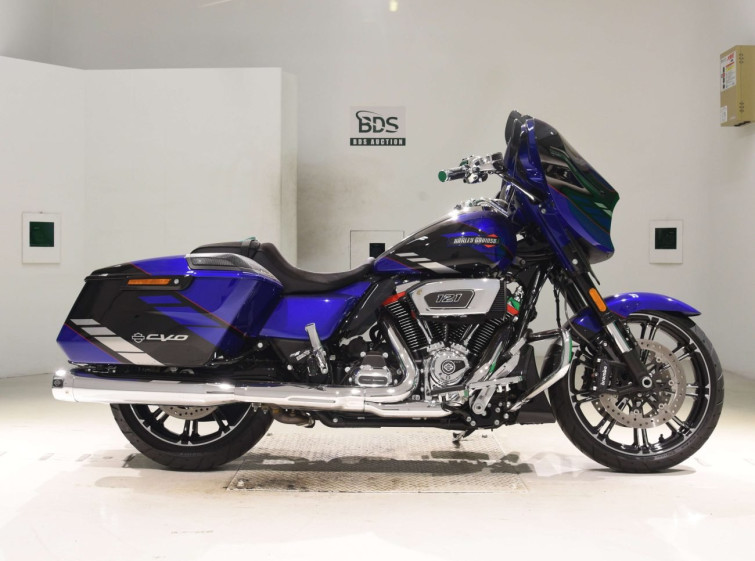 Мотоцикл HD FLHXSE1980CVO с пробегом 3388 km