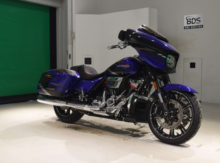 Мотоцикл HD FLHXSE1980CVO с пробегом 3388 km