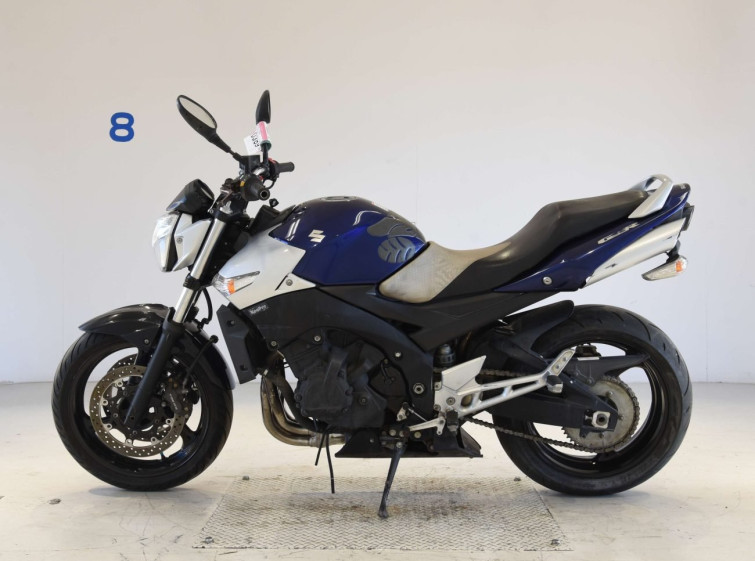 Мотоцикл Suzuki GSR400 з пробігом 25208 km
