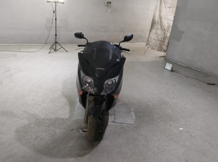 Мотоцикл Honda FORZA Z