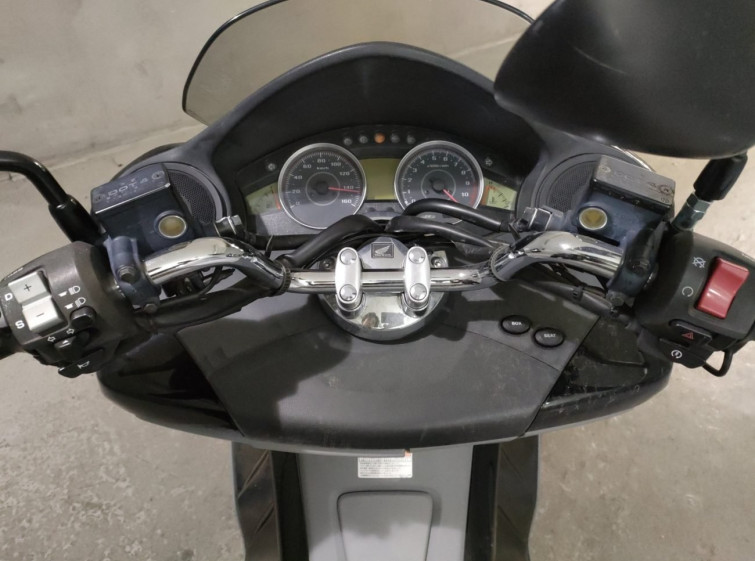 Мотоцикл Honda FORZA Z