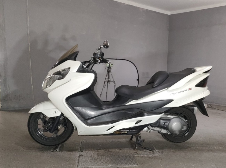Мотоцикл Suzuki SKYWAVE 250S с пробегом 34170 km