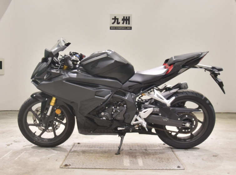 Мотоцикл Honda CBR250RRA с пробегом 3701 km