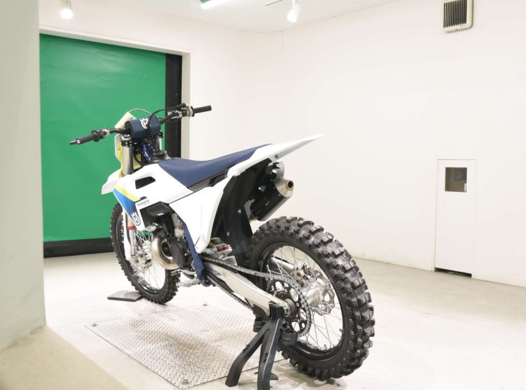 Мотоцикл Husqvarna TC250