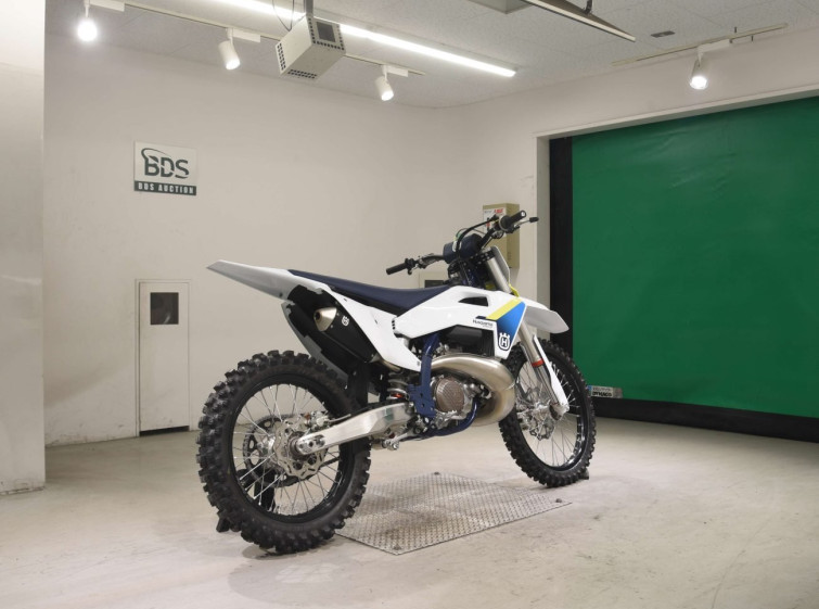 Мотоцикл Husqvarna TC250