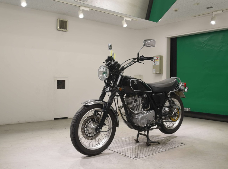 Мотоцикл Yamaha SR400 з пробігом 16296 km
