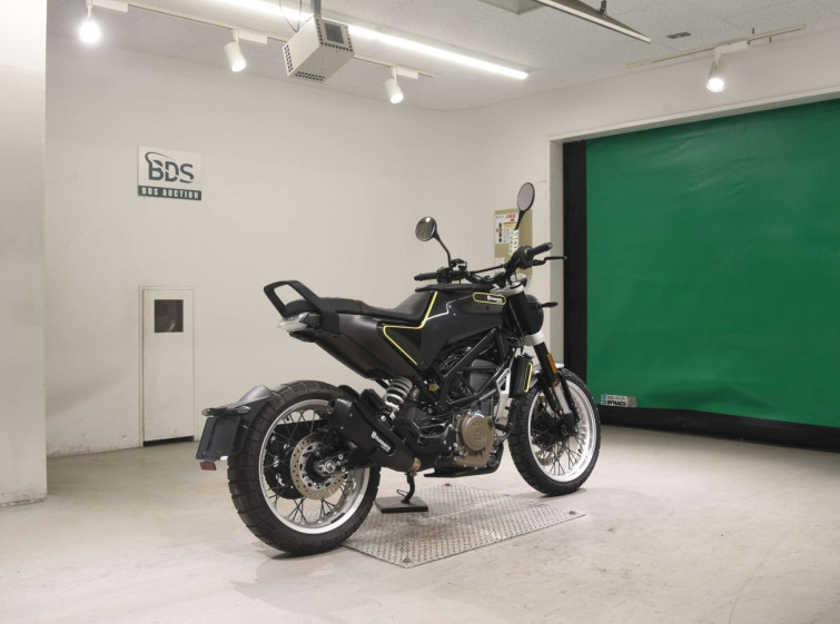 Мотоцикл Husqvarna SVARTPILEN 401 с пробегом 7362 km