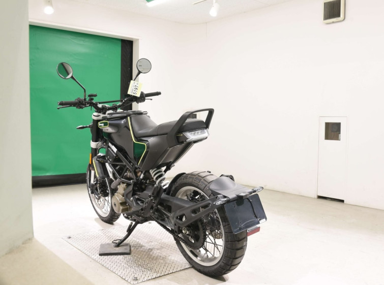 Мотоцикл Husqvarna SVARTPILEN 401 с пробегом 7362 km