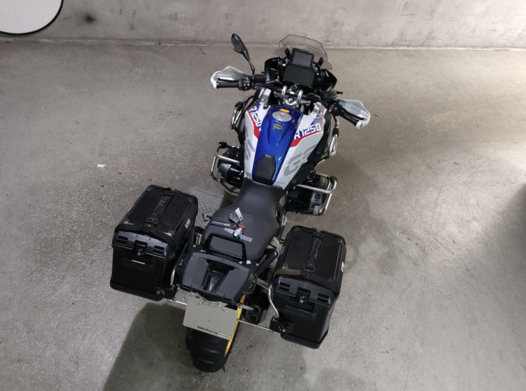 Мотоцикл BMW R1250GS с пробегом 11625 km