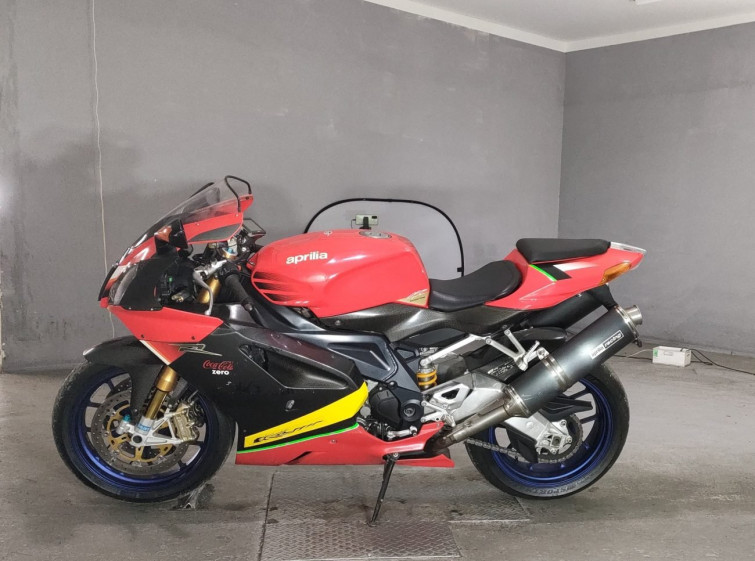 Мотоцикл Aprilia RSV1000R с пробегом 28342 km