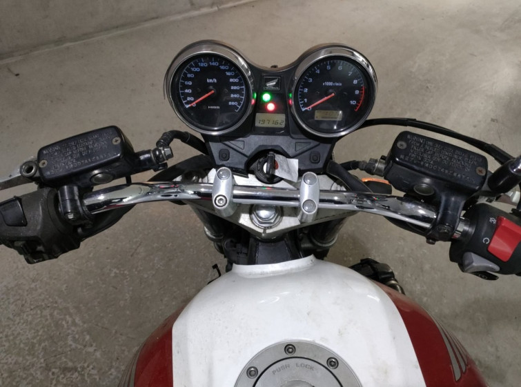 Мотоцикл Honda CB1300SF з пробігом 197162 km