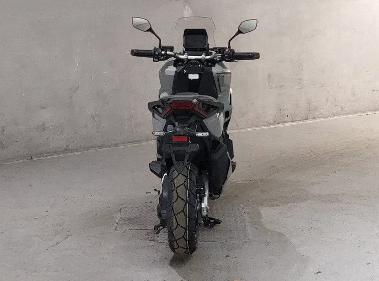 Мотоцикл Honda X-ADV750 з пробігом 10 km