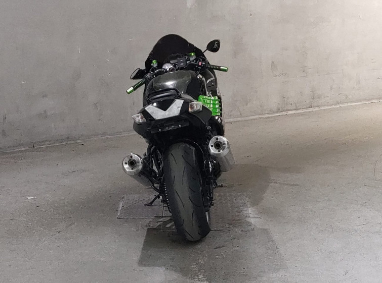 Мотоцикл Kawasaki ZZ-R1400 з пробігом 47427 km
