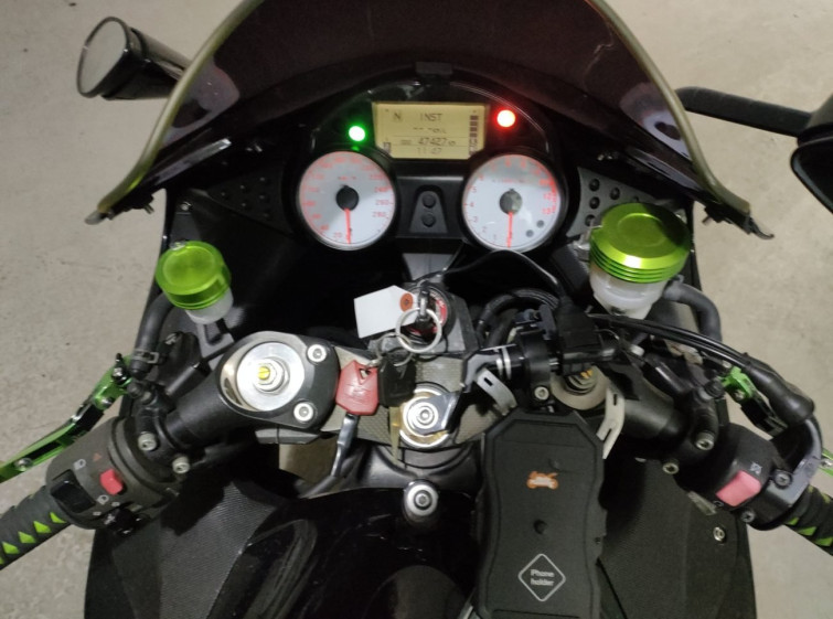 Мотоцикл Kawasaki ZZ-R1400 з пробігом 47427 km