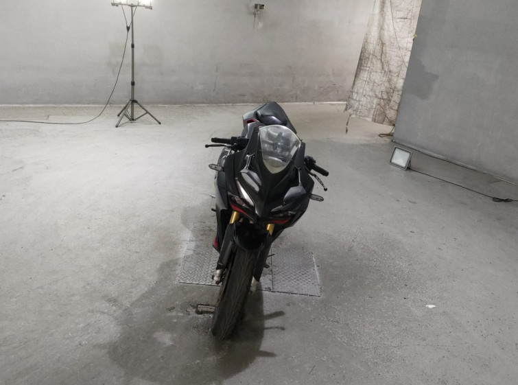 Мотоцикл Honda CBR250RR с пробегом 58378 km