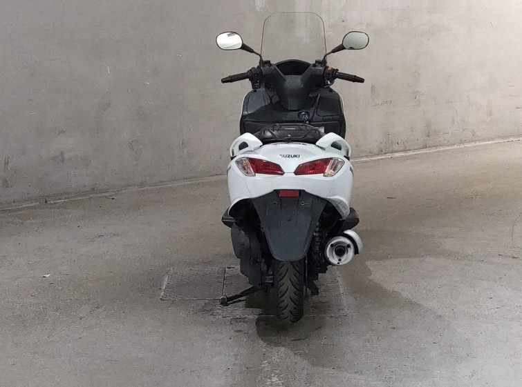 Мотоцикл Suzuki BURGMAN200 з пробігом 46662 km