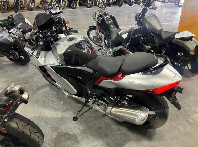 Мотоцикл Suzuki GSX1300R HAYABUSA с пробегом 12554 km