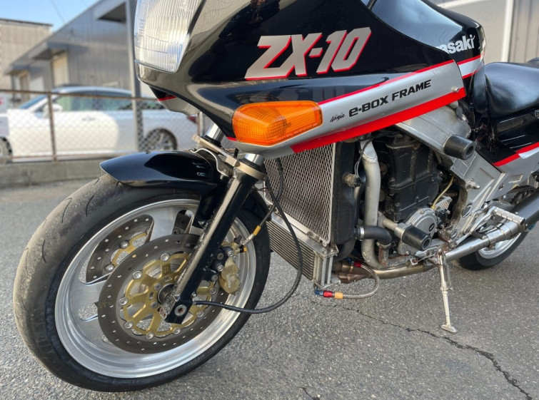 Мотоцикл Kawasaki NINJA ZX-10R з пробігом 6892 km