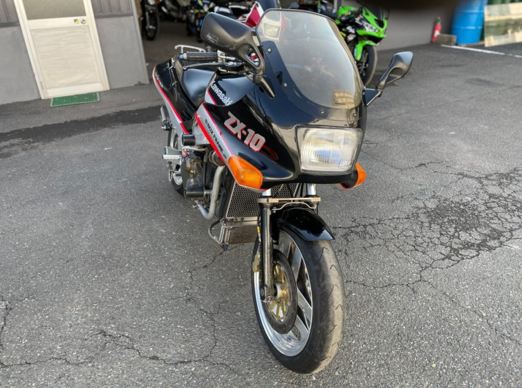 Мотоцикл Kawasaki NINJA ZX-10R з пробігом 6892 km