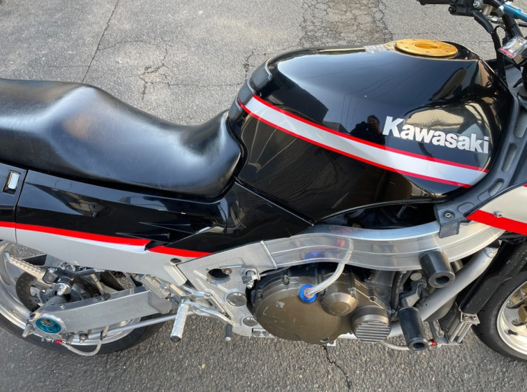 Мотоцикл Kawasaki NINJA ZX-10R з пробігом 6892 km