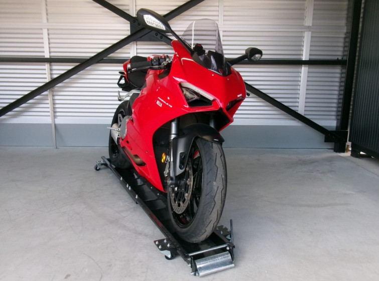 Мотоцикл Ducati 959 PANIGALE з пробігом 33685 km