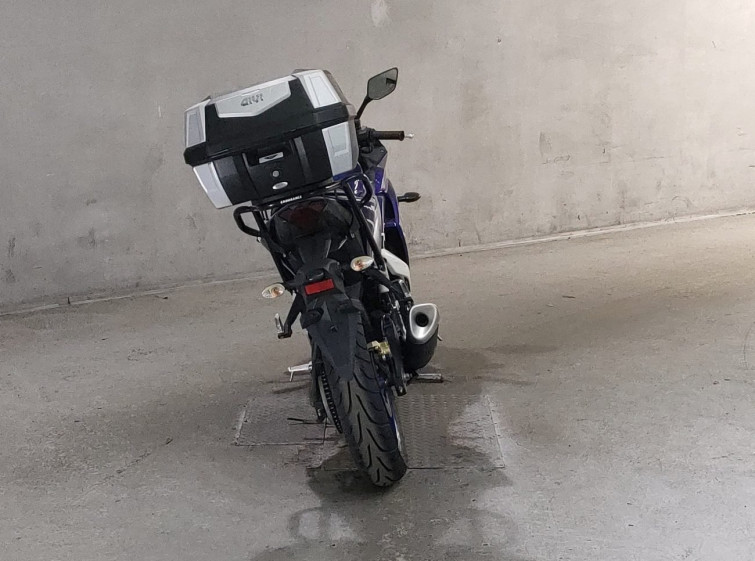 Мотоцикл Yamaha YZF-R25 с пробегом 34899 km