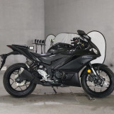 Мотоцикл Yamaha YZF-R25 с пробегом 735 km
