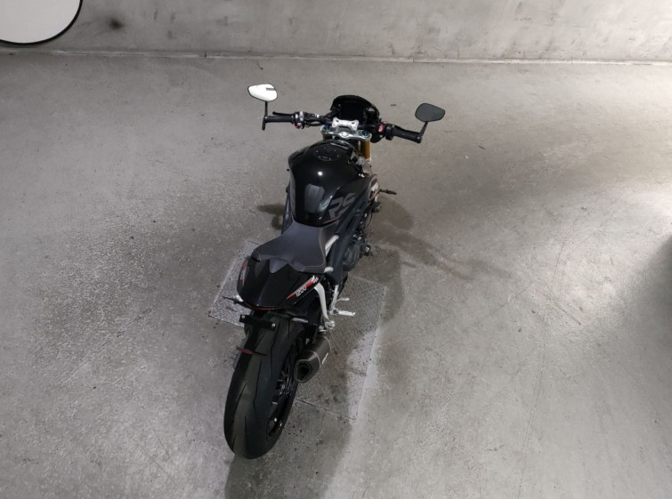 Мотоцикл Triumph SPEED TRIPLE RS з пробігом 4205 km